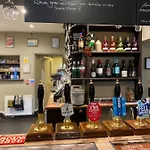 بيت ريفي Derby Arms Witherslack 4*